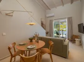 Cavaliere Seafront House - Thalia