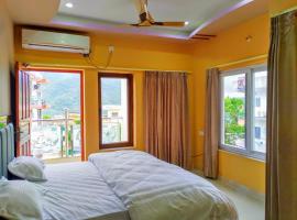 Mahadevs Mansion, hotel di Rishīkesh
