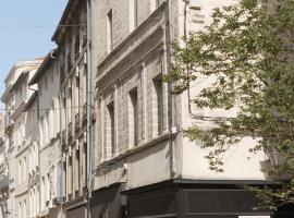 Maison Jacob - Hyper centre - Maison historique - Air conditioning - Wifi, hotel i Avignon