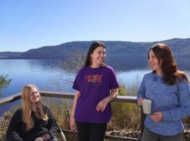 Loch Ness Lochside Hostel - Over 16s Only, Hotel in Invermoriston