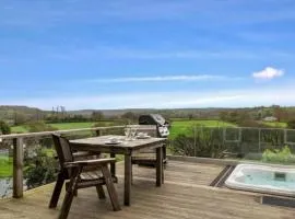 Bluebell number 5 with hot tub at Noble Court