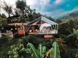 Moondock Luxury Camp