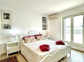 LA MANSARDA - Terrazze & Relax a due passi da Bari โรงแรมในCellamare