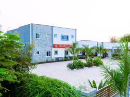 Aureza Paradise Hotel, hotel din Tamale