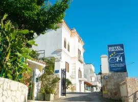 Timiama Hotel & Apartments