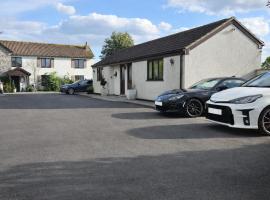 Miltons Country Lodge, hotel di Langford