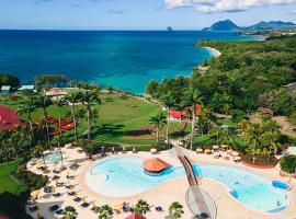 Caribbean Resort Experience - Accès Plage & Piscines - Séjour Premium Ti Dominique II, hotell i Sainte-Luce