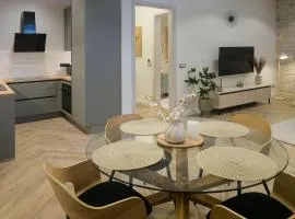 Stone Vista Luxury Apartment