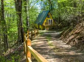 Whimsical A-Frame Secluded Feel, Close to Town