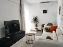 Sea View 2-bedroom Apartment in Paphos Port