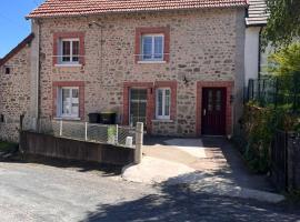 Chez Marguerite et Lucienne, Hotel in Bussière-Dunoise