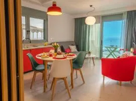 Feet in the water house - Kymo Terra - Treis Ekklisies