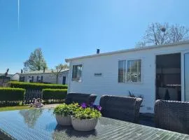 Stacaravan 161 camping Bongerd 5 sterren Gezin 5 personen maximaal 2 volwassenen