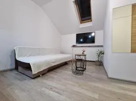 Dixi Studio
