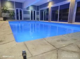 Gîte "fils et pelote" Piscine chauffée interieure et Sauna ouverts toute l'année