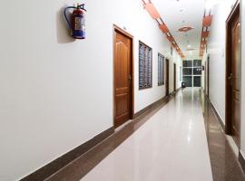 Hotel O Moon Light, khách sạn ở Roorkee