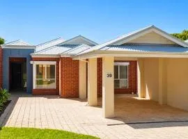 Escape to 39 at Cape View