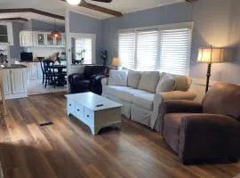 Beaufort SC New Renovation, Close to Parris Island, Historic Downtown, Beautiful Beaches, Sleeps 6