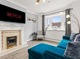 Cosy Retreat with Garden Views & Fast WiFi