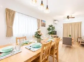 夢圓 大家族向け 一棟貸し 最大13名 浴室2室 無料駐車場4台 静かな住宅街