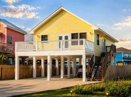 Coastal Chill Spot - Cozy 2BR Villa By The Beach