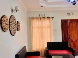 Ngorongoro Haven Inn & Day Safaris