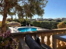 Villa Joanna - Exclusive Boutique Suits