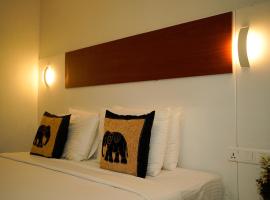 Diva Villa Airport Transit Hotel, hotel a Katunayake