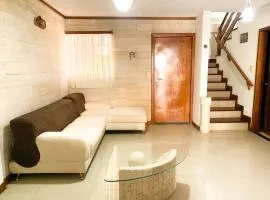 Lecheria Villa Canal with ocean view