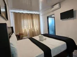 Malbon Green Executive Plus Lodge