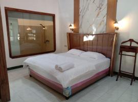 Aurora Living Merapi Jogja, hótel í Soprayan
