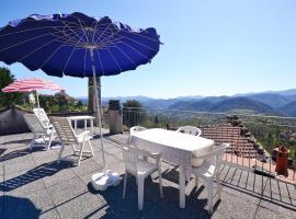 Inviting Holiday Home with Terrace, Garden Furniture, BBQ, hotel in Rio