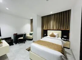 The Green Shadow Hotel