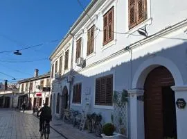 Art Rooms Gjuhadol