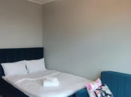 Comfortable 25th floor Apartment in the Global Apartments Building, fully AC, free garage