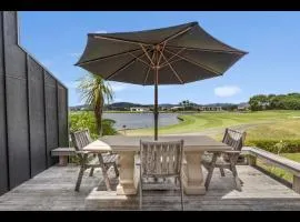 Matarangi Lake-front Villa