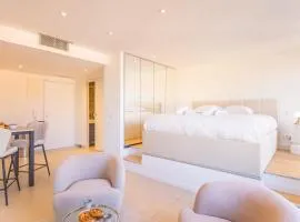 Le Semiramis l Central & Views l Shellter Rentals