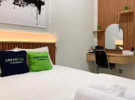 Urbanview Hotel The Little Social Yogyakarta