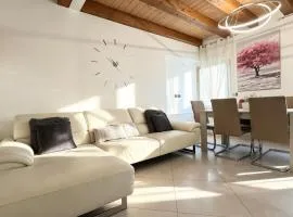 Anelì House