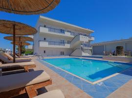 Sueño beach hotel, hotel en Polychrono