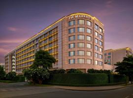 नई दिल्ली में, होटल JW Marriott Hotel New Delhi Aerocity