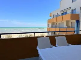 SE258 - Senigallia, luminoso bilocale fronte mare con terrazza
