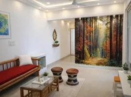 Elegant Stay by the Ganges