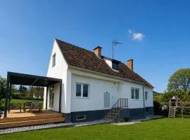 Pannonia Cottage with Large Terrace & Garden