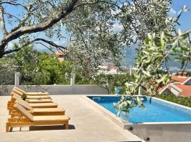 Villa Paula, Hotel in Radovići