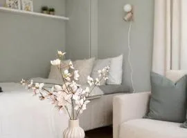 Cozy Villa Studio Near Stockholm- Private Entrance & Free Parking