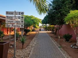 Viana Hotel, khách sạn ở Luanda