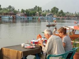 Mombay group of House boat premium, hotell sihtkohas Srinagar