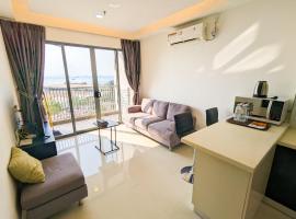 Lovina 9-17 at Harbour Bay Residence(Near Ferry), hotel a Batu Ampar