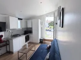 Appartement RDC vu sur jardin appart C
